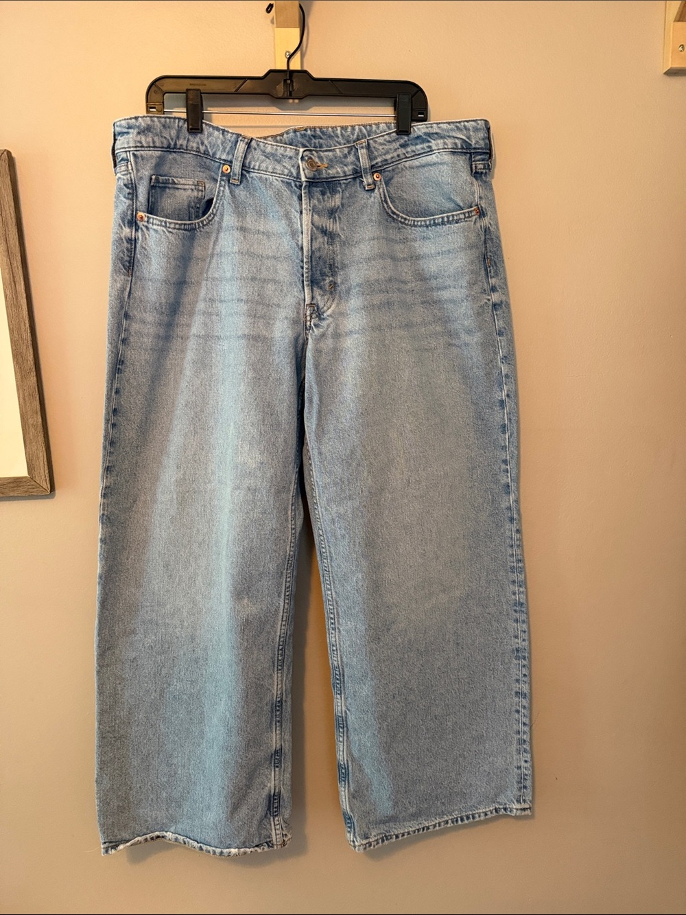 Classic Light Blue Women’s baggy-Leg Jeans